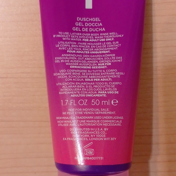 $5 🆕 Nicki Minaj Pink Friday Shower Gel - Picture 3 of 4